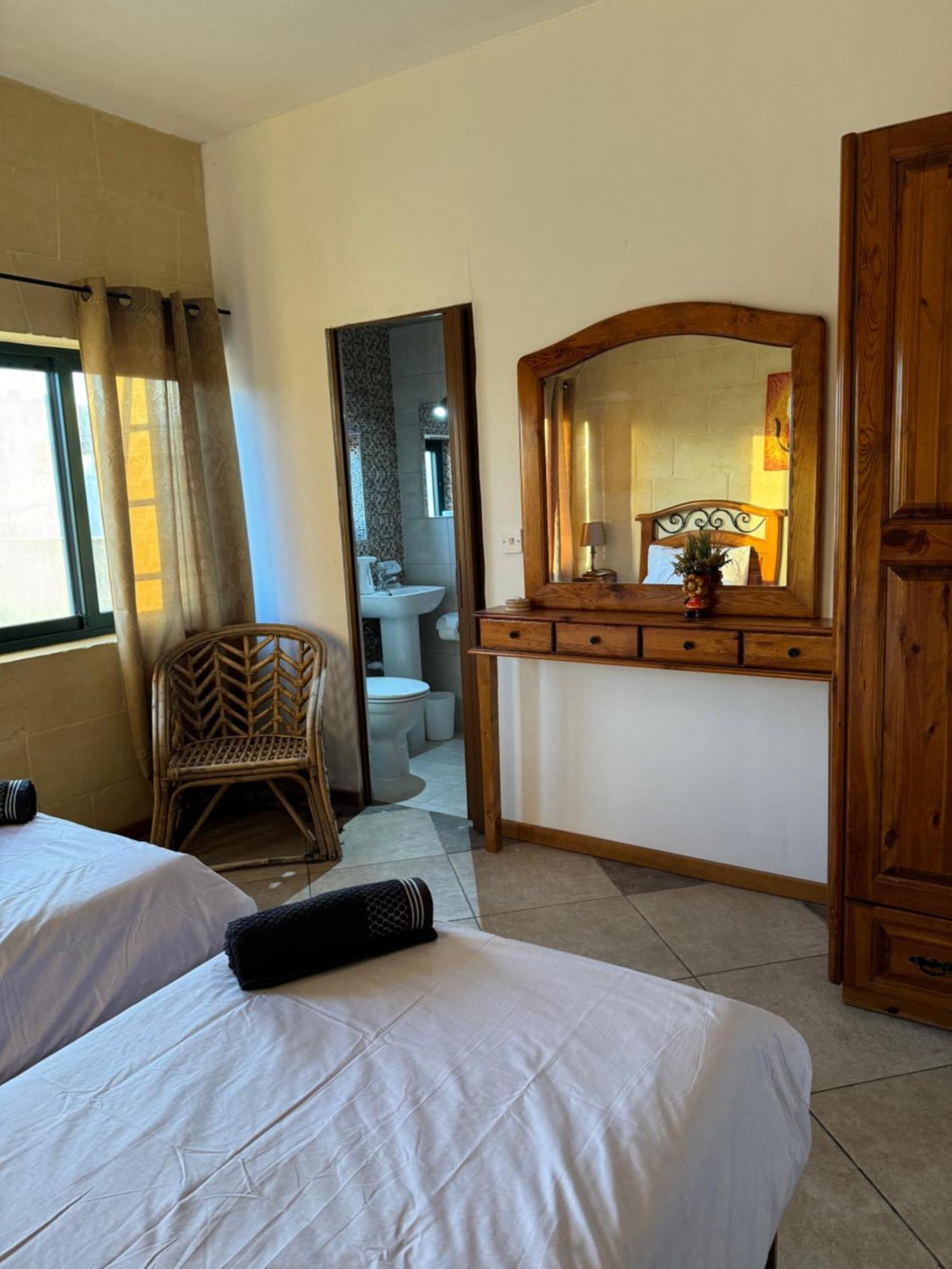 Tal-Bir Farmhouse Hotel Nadur Exterior foto